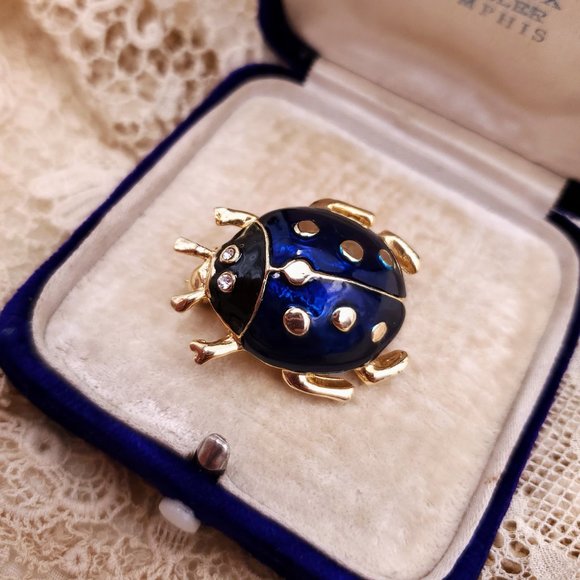 Blue Beetle Brooch, Vintage Scarab Bug Insect jewelry, Collar Bar Pin - Picture 2 of 7